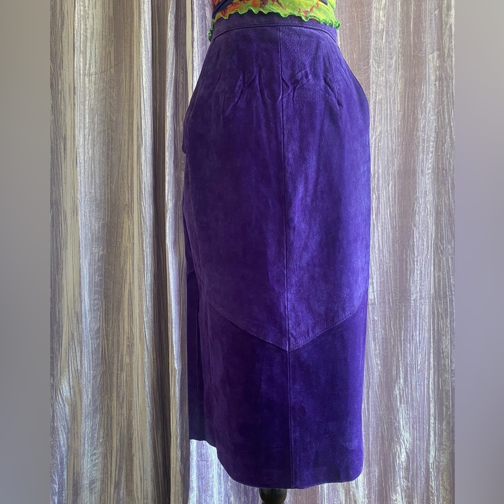 27” waist vintage Diversity purple suede leather pencil skirt